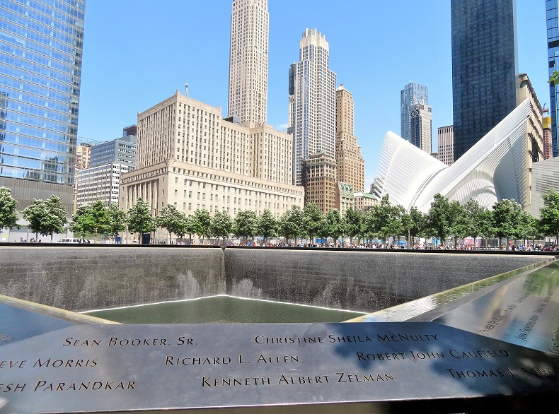 9 11 Memorial at World Trade Center Ground Zero Stockfoto-ID: 202314730 Copyright: Cathy L. - BigStockPhoto