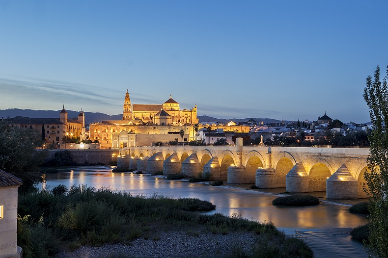 Cordoba am Abend und Nachts