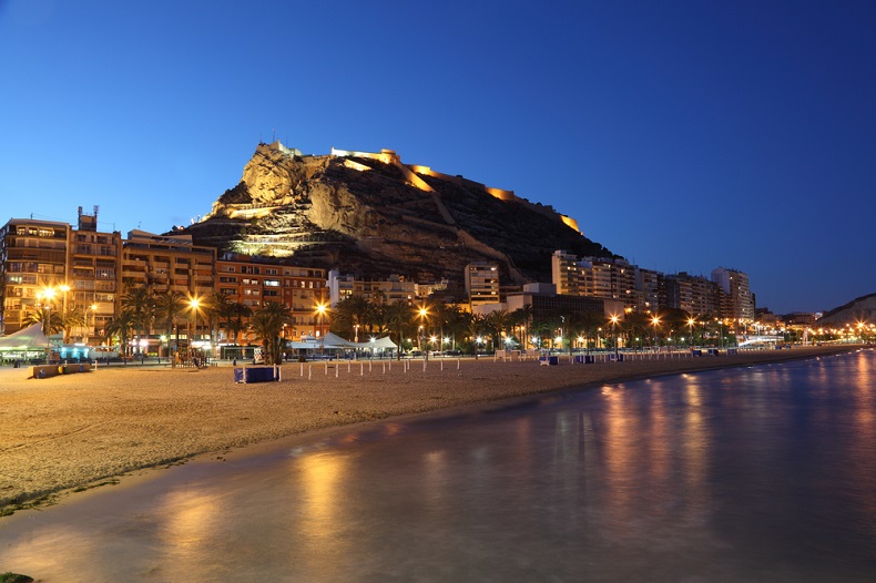 Costa Blanca am Abend und Nachts