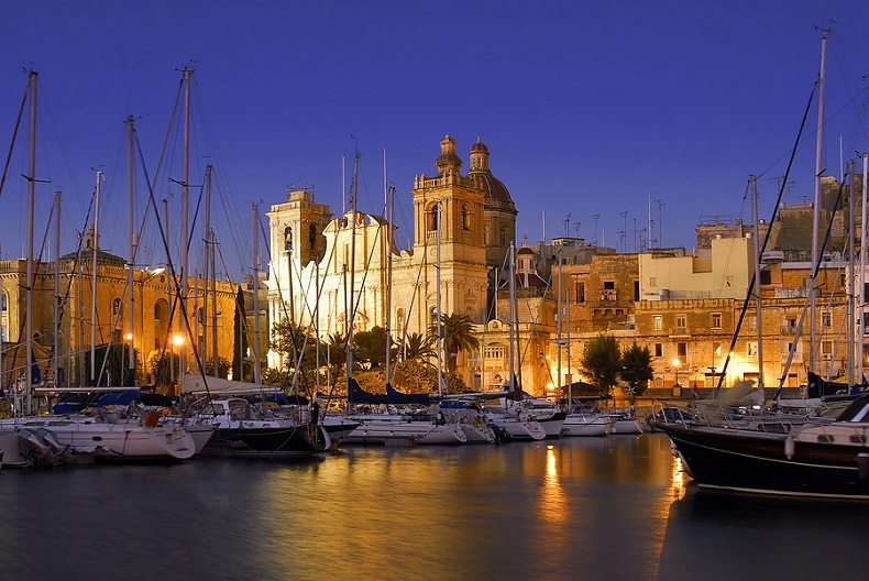 Malta am Abend und Nachts