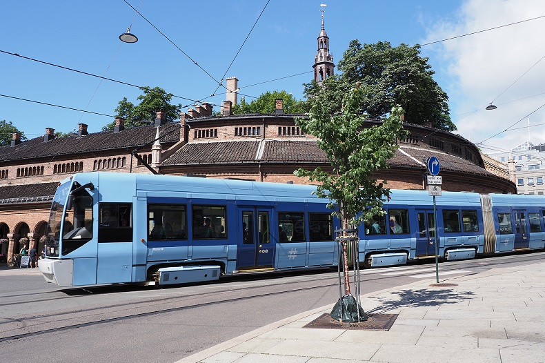 ffentliche Verkehrsmittel Oslo - Tram - Stockfoto-ID: 359454070 Copyright: Jakub Korczyk - Big Stock Photo