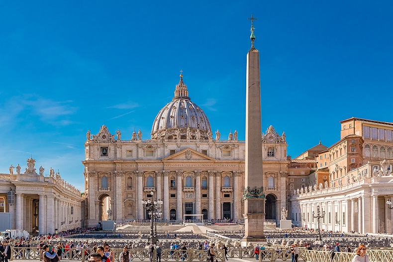 Wer Rom besucht, sollte sich unbedingt auch den Vatikan anschauen