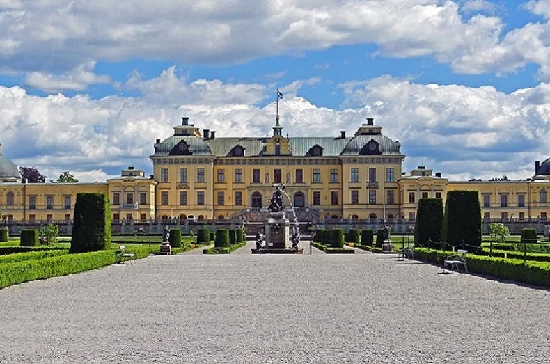 Schloss Drottningholm  © pixabay.com CC0 Creative Commons hpgruesen