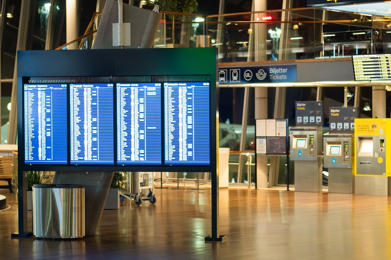 Swedavia Arlanda Flughafen - Stockholm - Stockfoto-ID: 292133659 Copyright: bzzup - Big Stock Photo