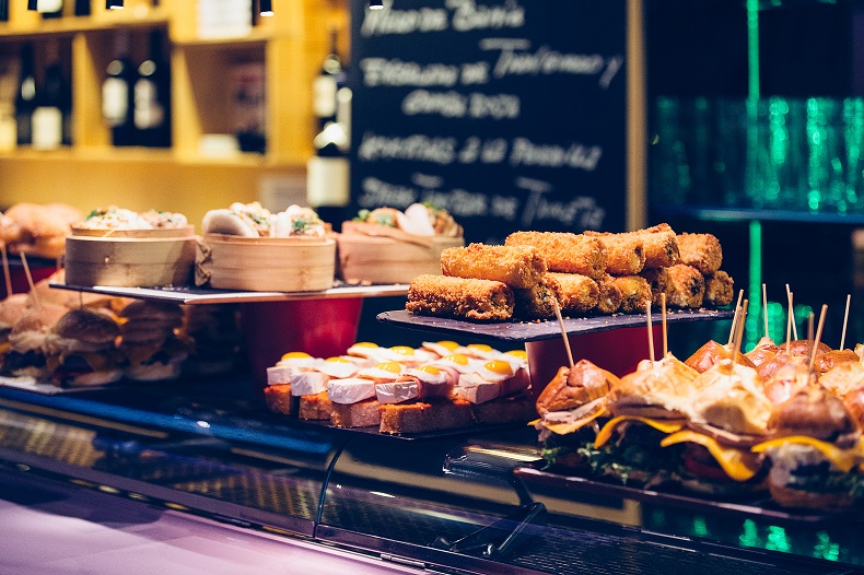 Tapas Bar - Stockfoto-ID: 257884771 Copyright: Click and Photo - Big Stock Photo