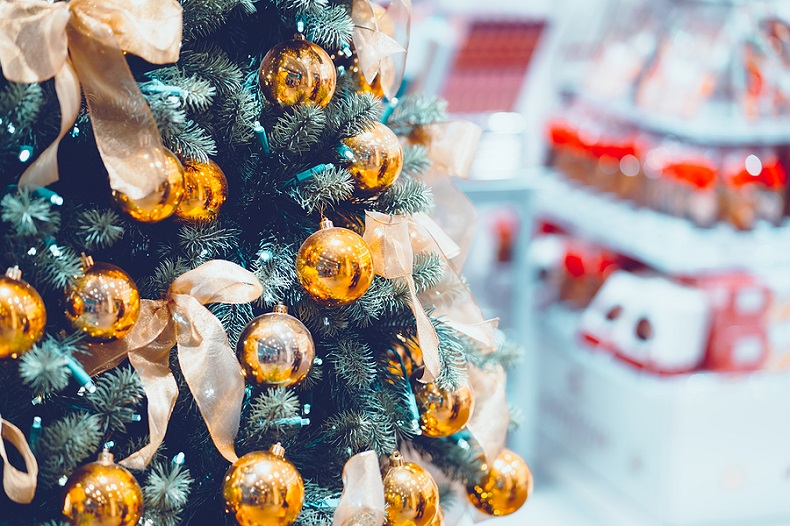 Adventsbummel & X-mas Shopping: Festliche Weihnachtsstimmung in der gesamten Schweiz
