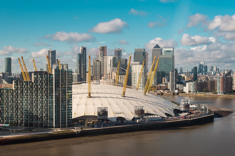 Londres - Stockfoto-ID: 345988525 Copyright: dabldy - Bigstockphoto.com