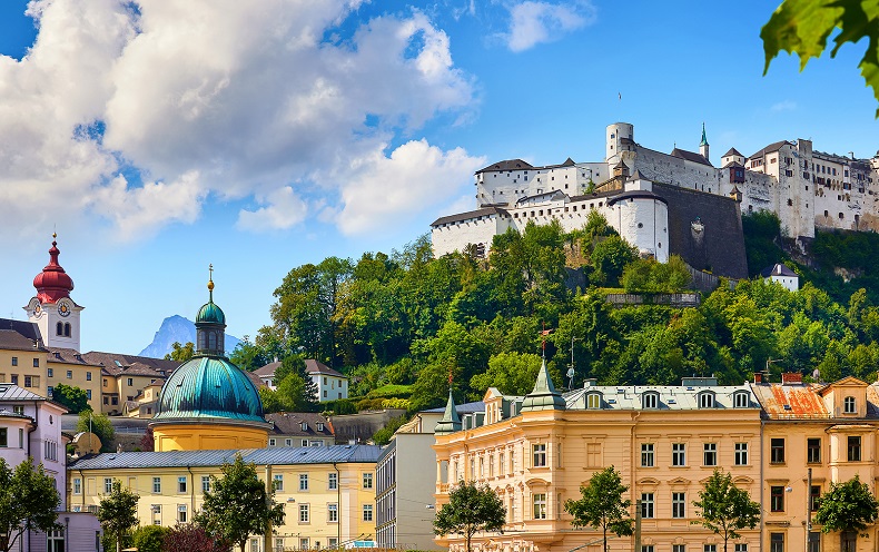 Salzbourg © Stockfoto-ID: 378880429 Copyright: yasonya